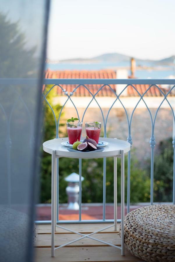 Cunda Sakin Hotel Екстериор снимка